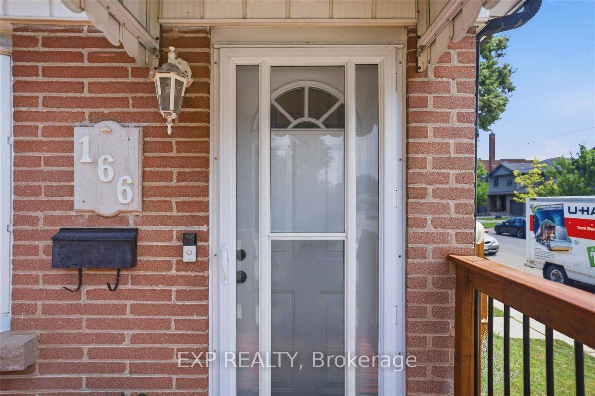 Photo 6 of 166 Catharine Avenue, Brantford, Old West Brant — HOMEH