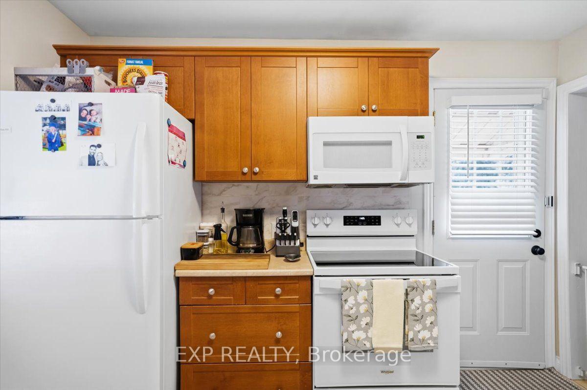 Photo 14 of 166 Catharine Avenue, Brantford, Old West Brant — HOMEH