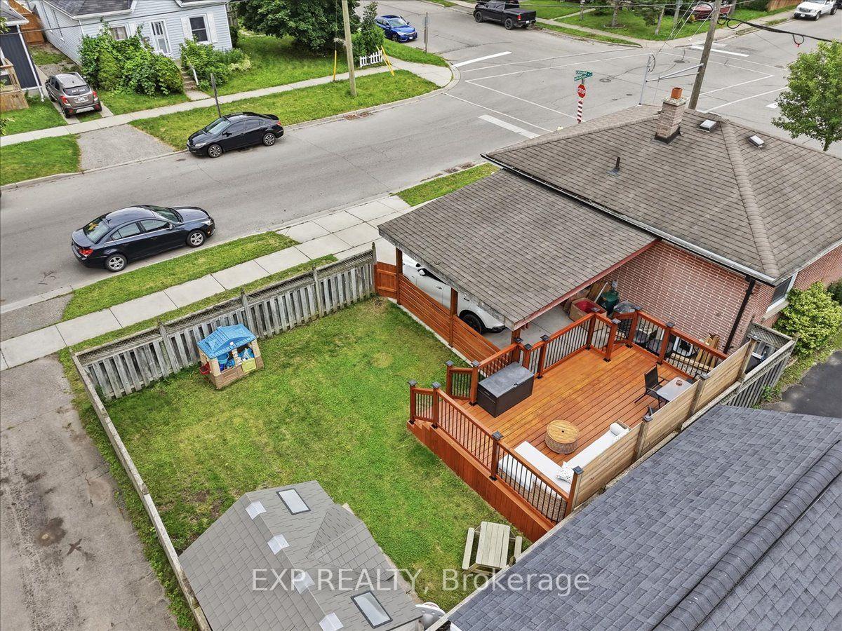 Photo 39 of 166 Catharine Avenue, Brantford, Old West Brant — HOMEH
