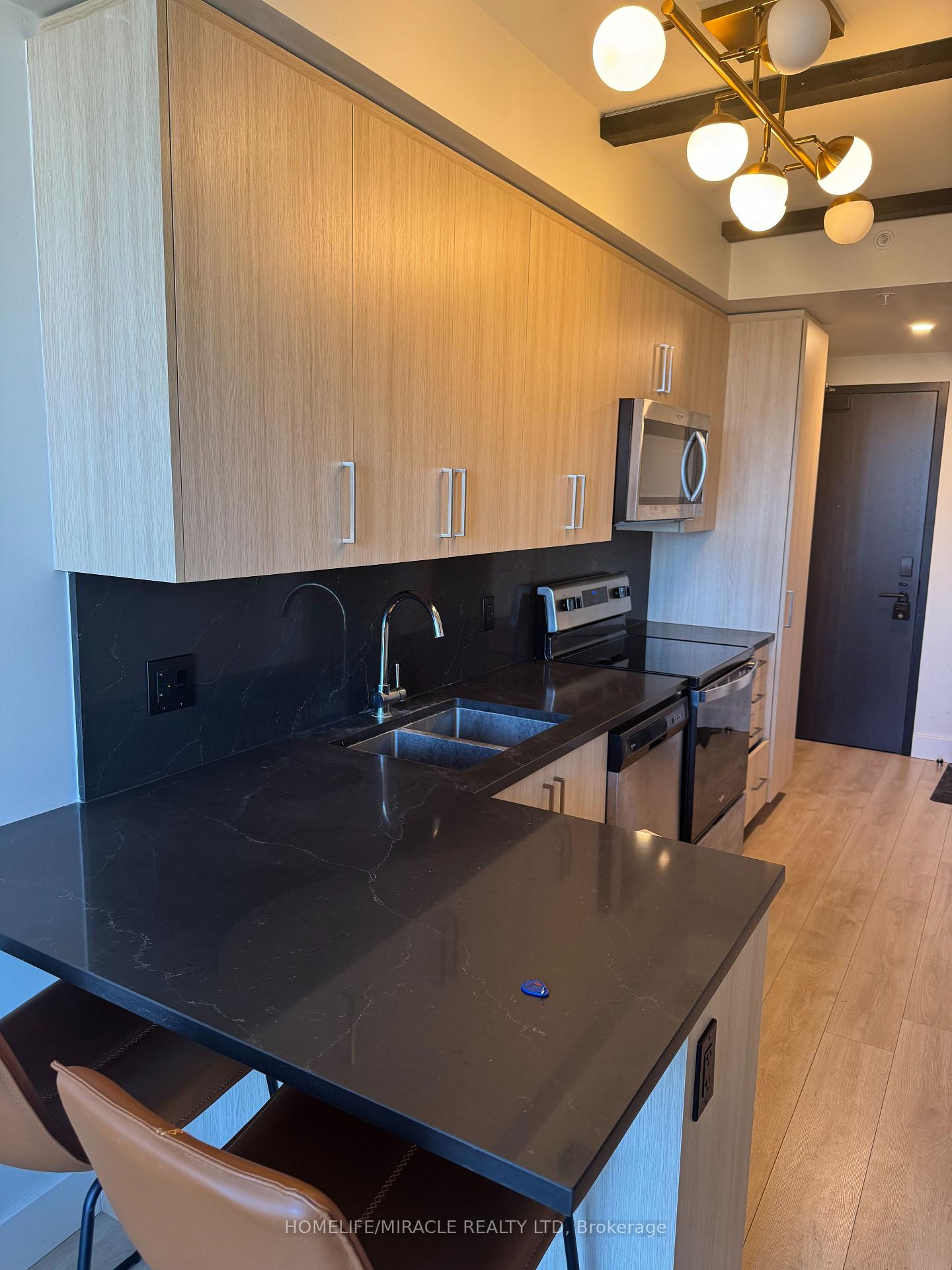 Photo 7 of Unit 507, 145 Columbia Street W, Waterloo, Downtown Waterloo — HOMEH