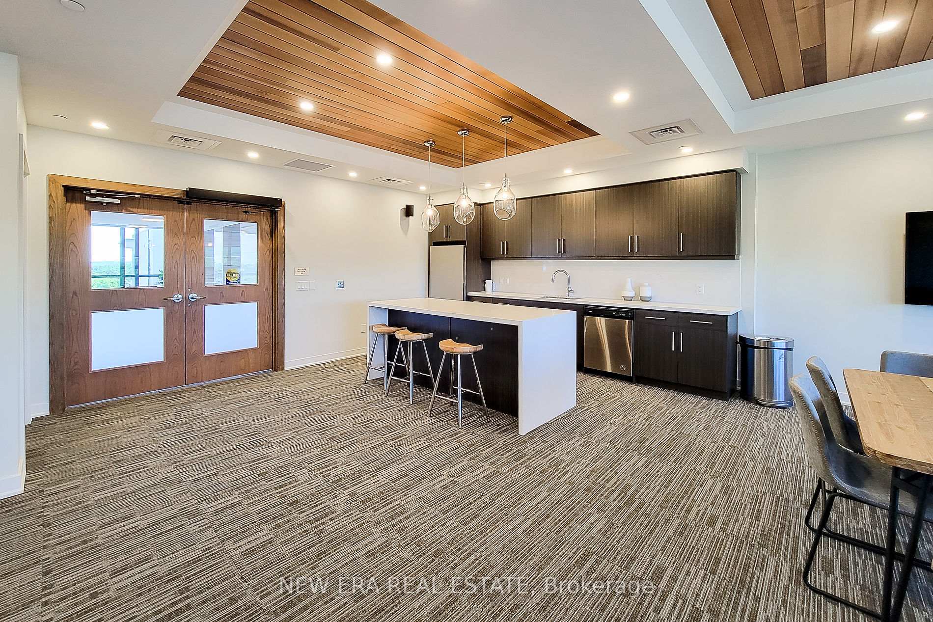 Photo 6 of Unit 212, 320 Plains Road E, Burlington, LaSalle — HOMEH