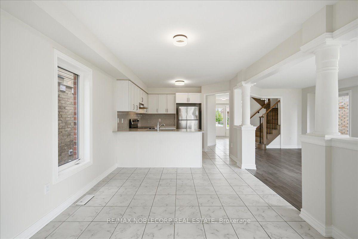 Photo 12 of 226 Bruce Cameron Drive, Clarington, Bowmanville — HOMEH