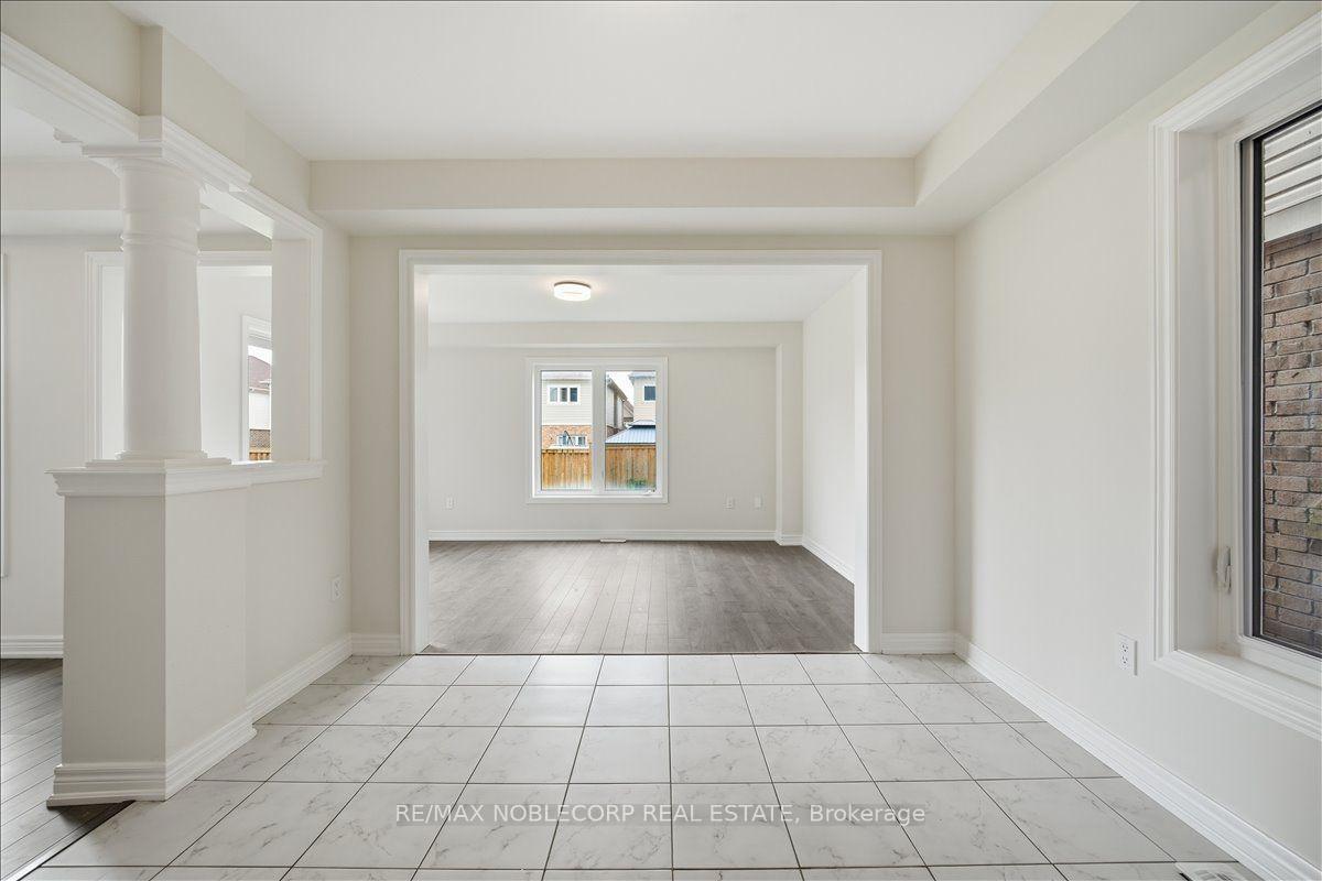 Photo 18 of 226 Bruce Cameron Drive, Clarington, Bowmanville — HOMEH