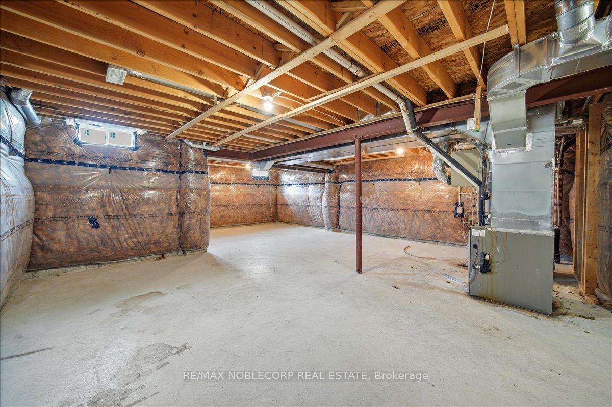 Photo 29 of 226 Bruce Cameron Drive, Clarington, Bowmanville — HOMEH