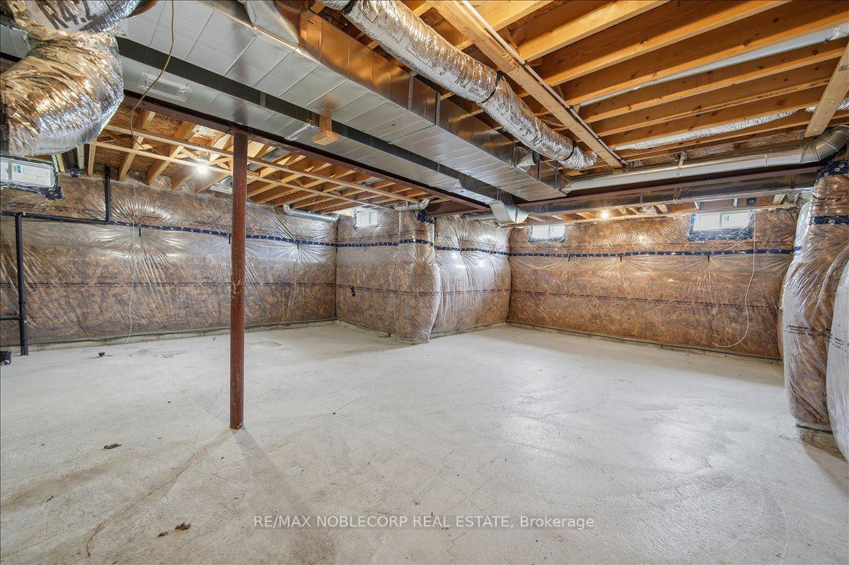 Photo 30 of 226 Bruce Cameron Drive, Clarington, Bowmanville — HOMEH