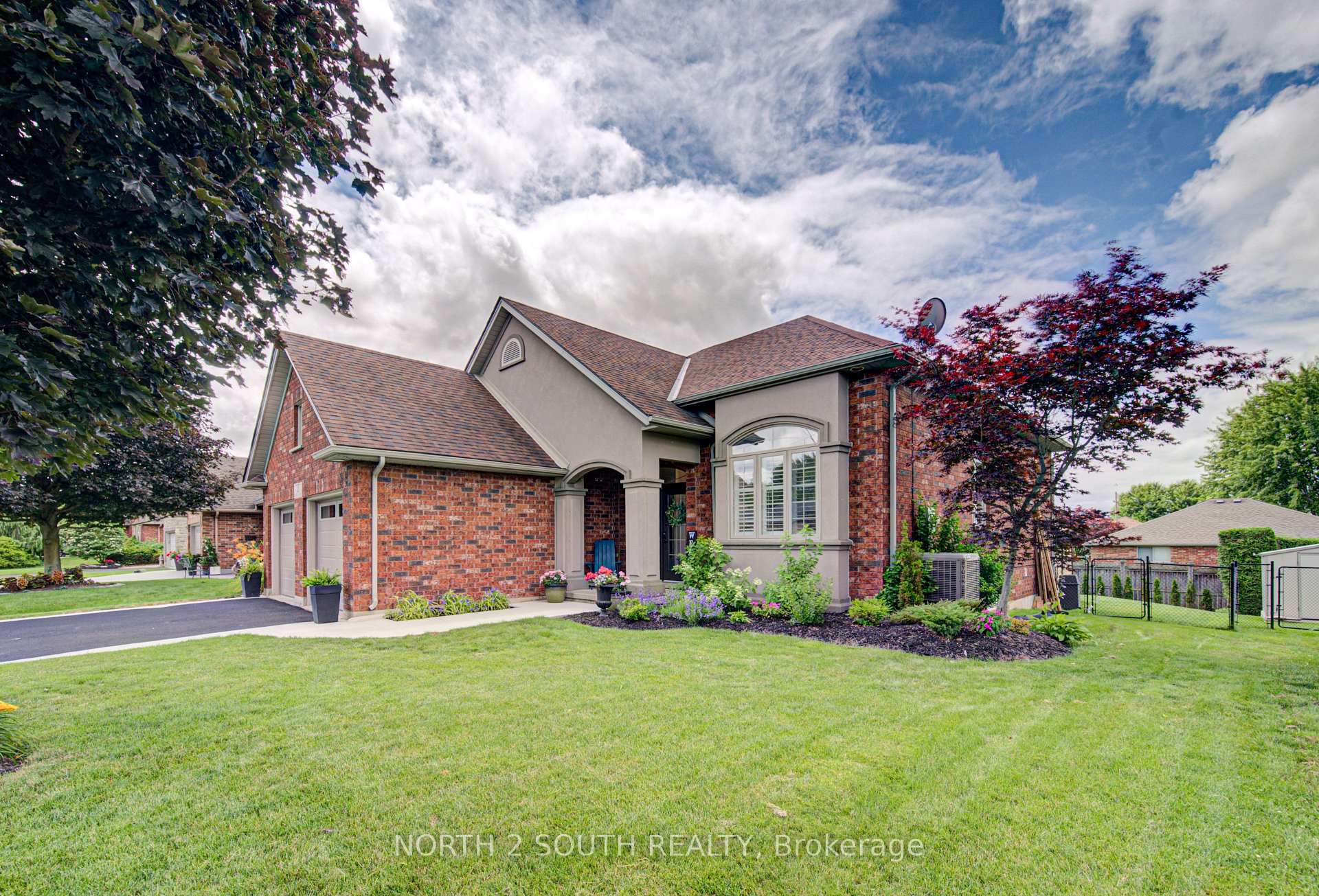 Photo 1 of 22 Long Lane, Brant, Paris — HOMEH