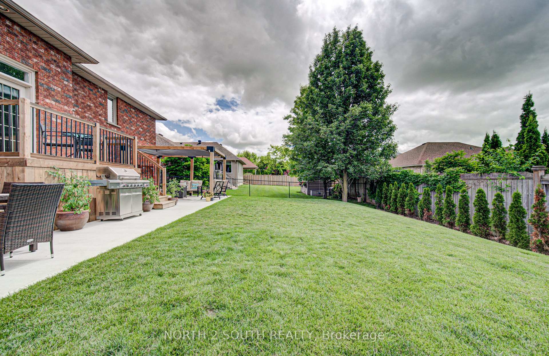 Photo 45 of 22 Long Lane, Brant, Paris — HOMEH
