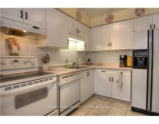 Photo 7 of Unit unit 21, 350 Erbsville Road, Waterloo, Upper Beechwood — HOMEH