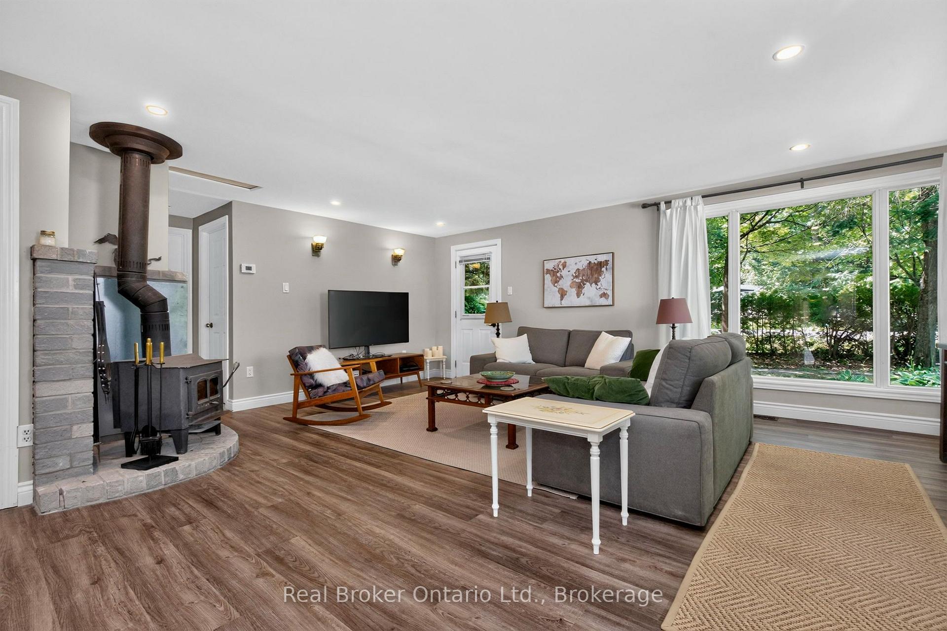 Photo 5 of 2141 Champlain Road, Tiny, Rural Tiny — HOMEH