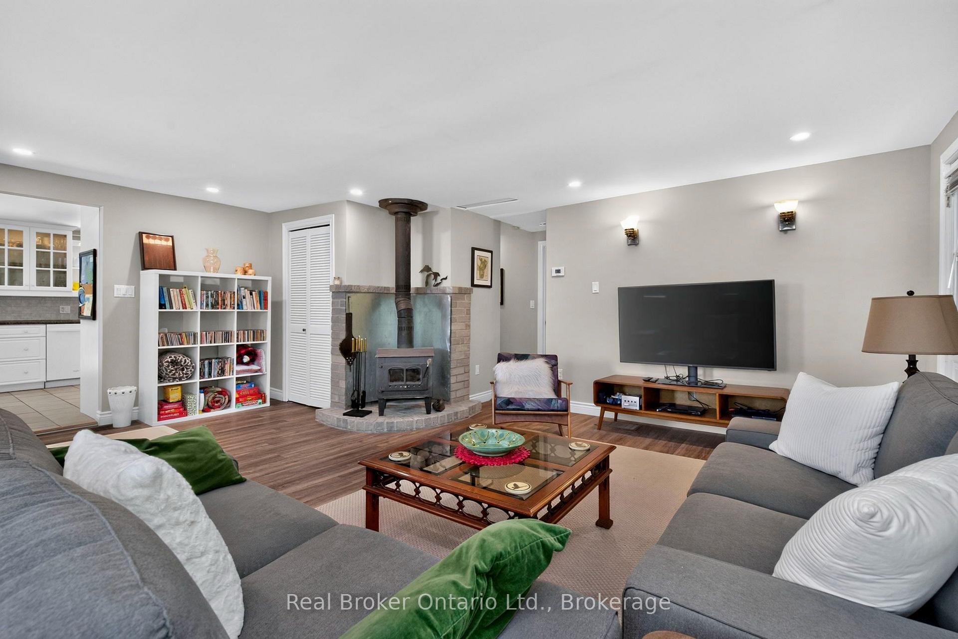 Photo 6 of 2141 Champlain Road, Tiny, Rural Tiny — HOMEH