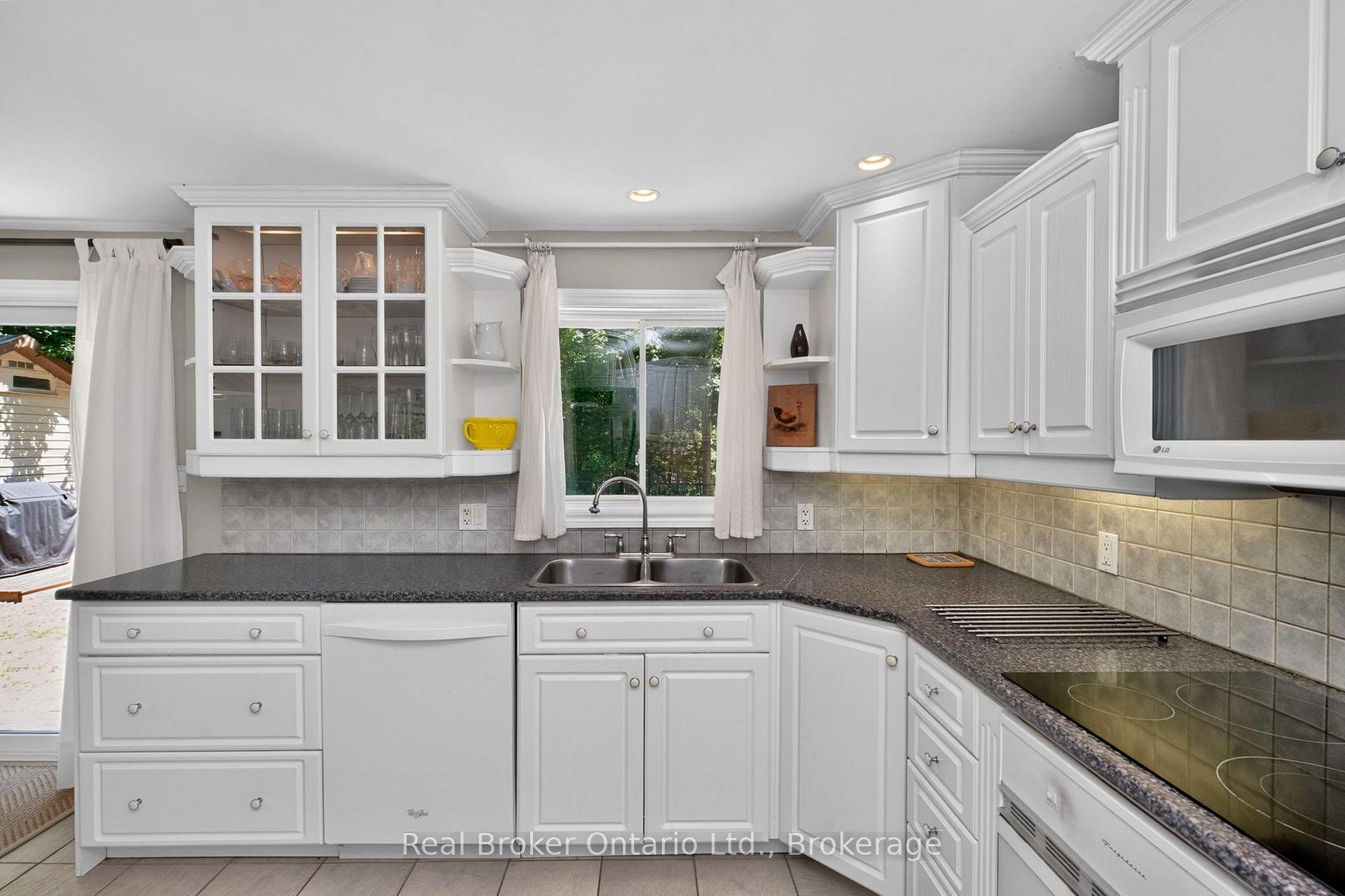 Photo 8 of 2141 Champlain Road, Tiny, Rural Tiny — HOMEH
