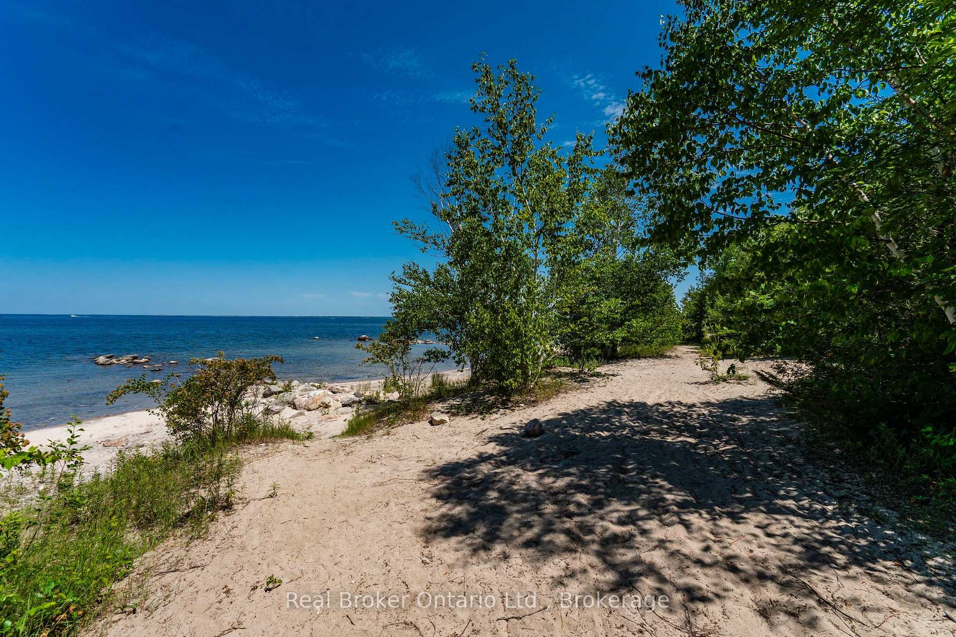 Photo 29 of 2141 Champlain Road, Tiny, Rural Tiny — HOMEH