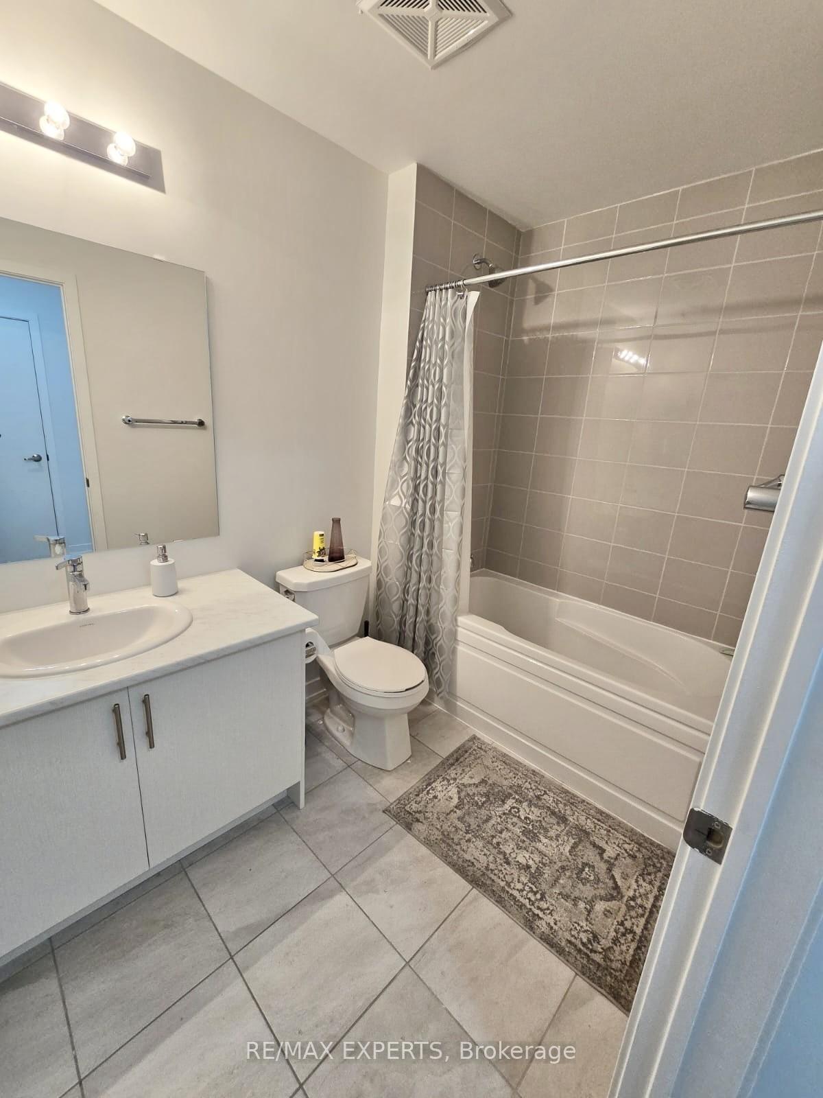 Photo 11 of Unit 308, 3401 Ridgeway Drive, Mississauga, Erin Mills — HOMEH