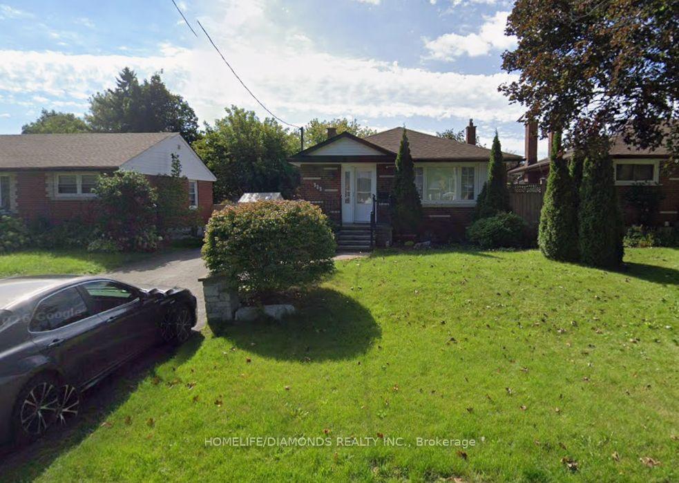 Photo 1 of 323 Ridgeway Avenue, Oshawa, McLaughlin — HOMEH