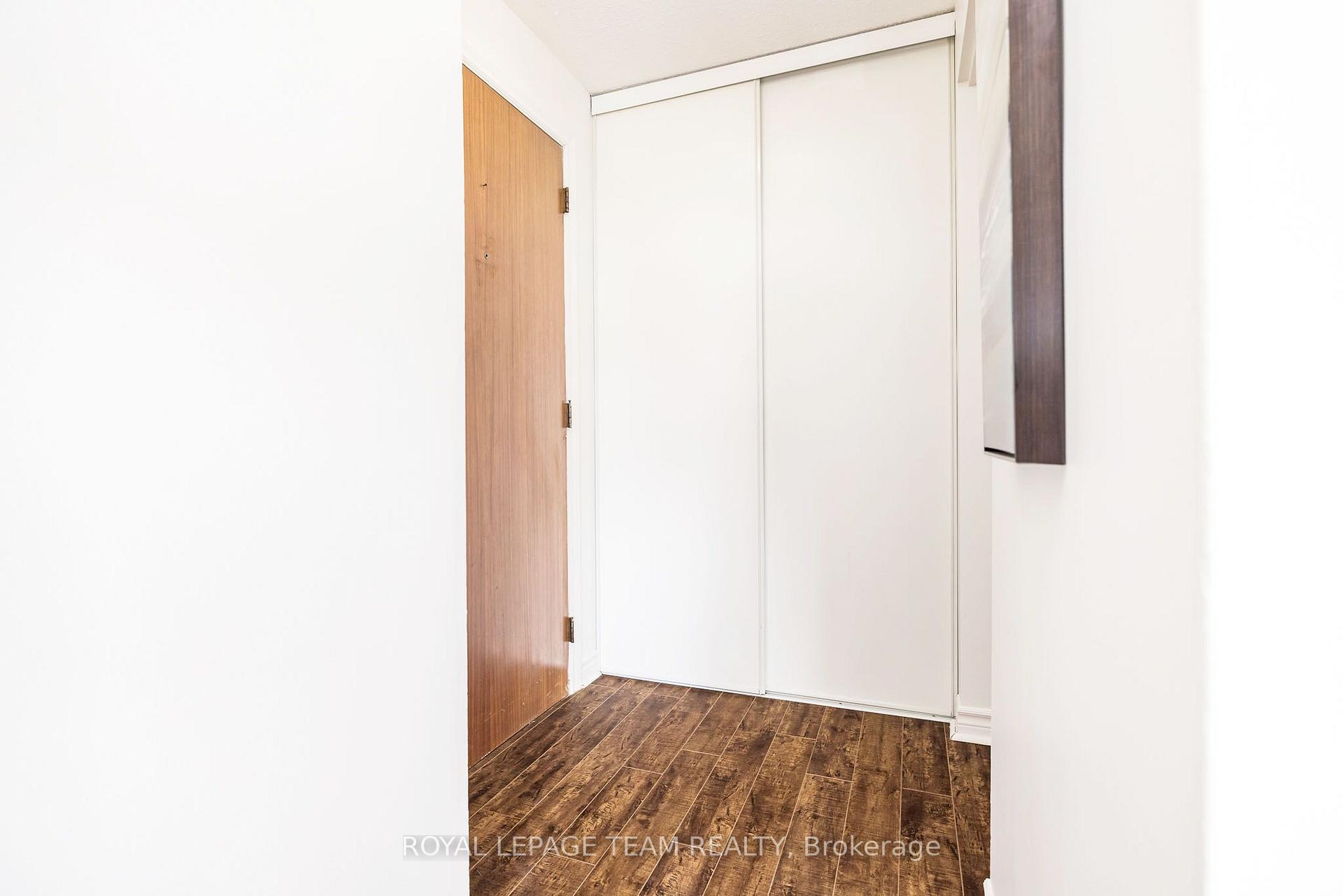Photo 3 of Unit 12, 47 Sumac Street, Ottawa, Beacon Hill South — HOMEH