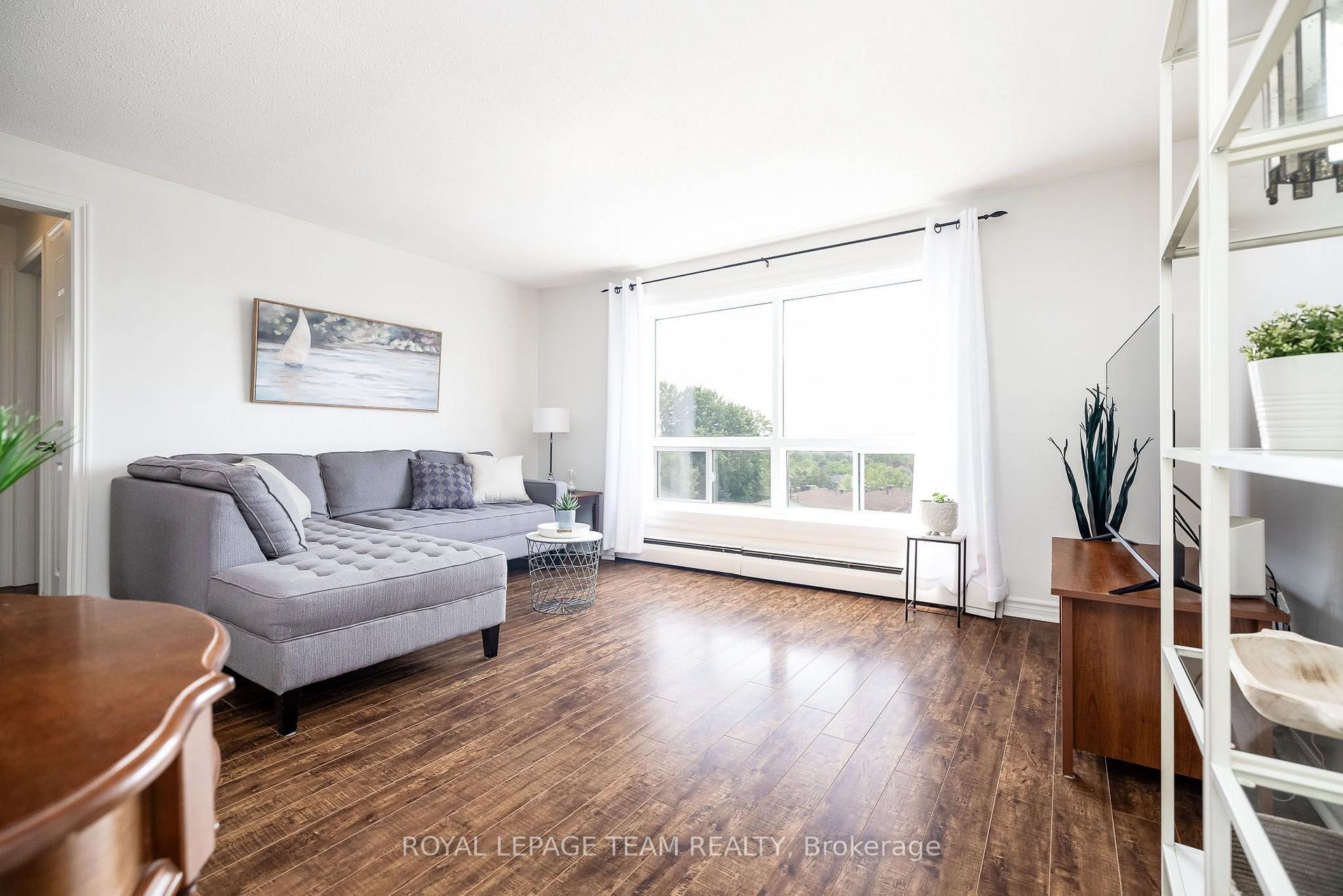 Photo 4 of Unit 12, 47 Sumac Street, Ottawa, Beacon Hill South — HOMEH