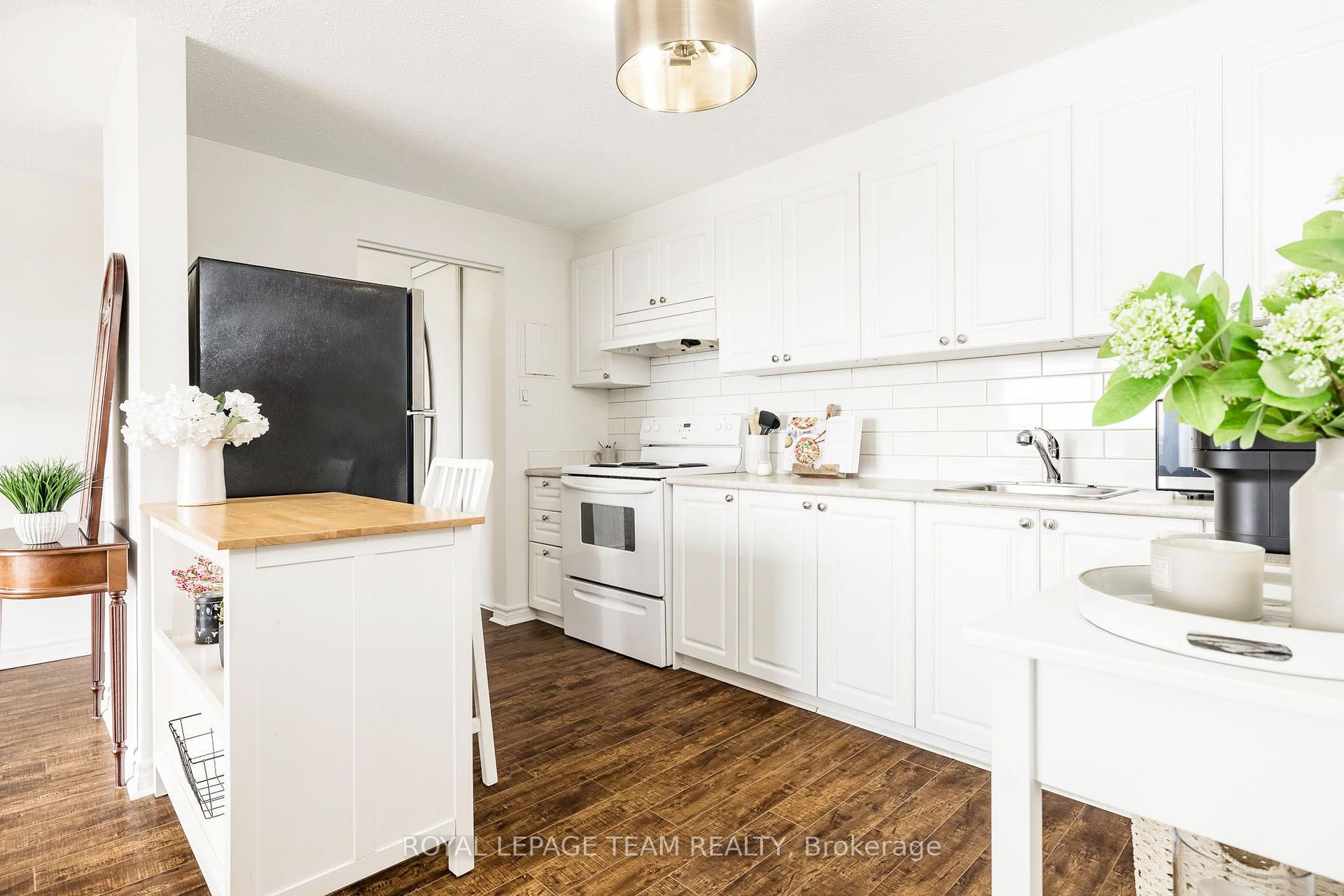 Photo 10 of Unit 12, 47 Sumac Street, Ottawa, Beacon Hill South — HOMEH