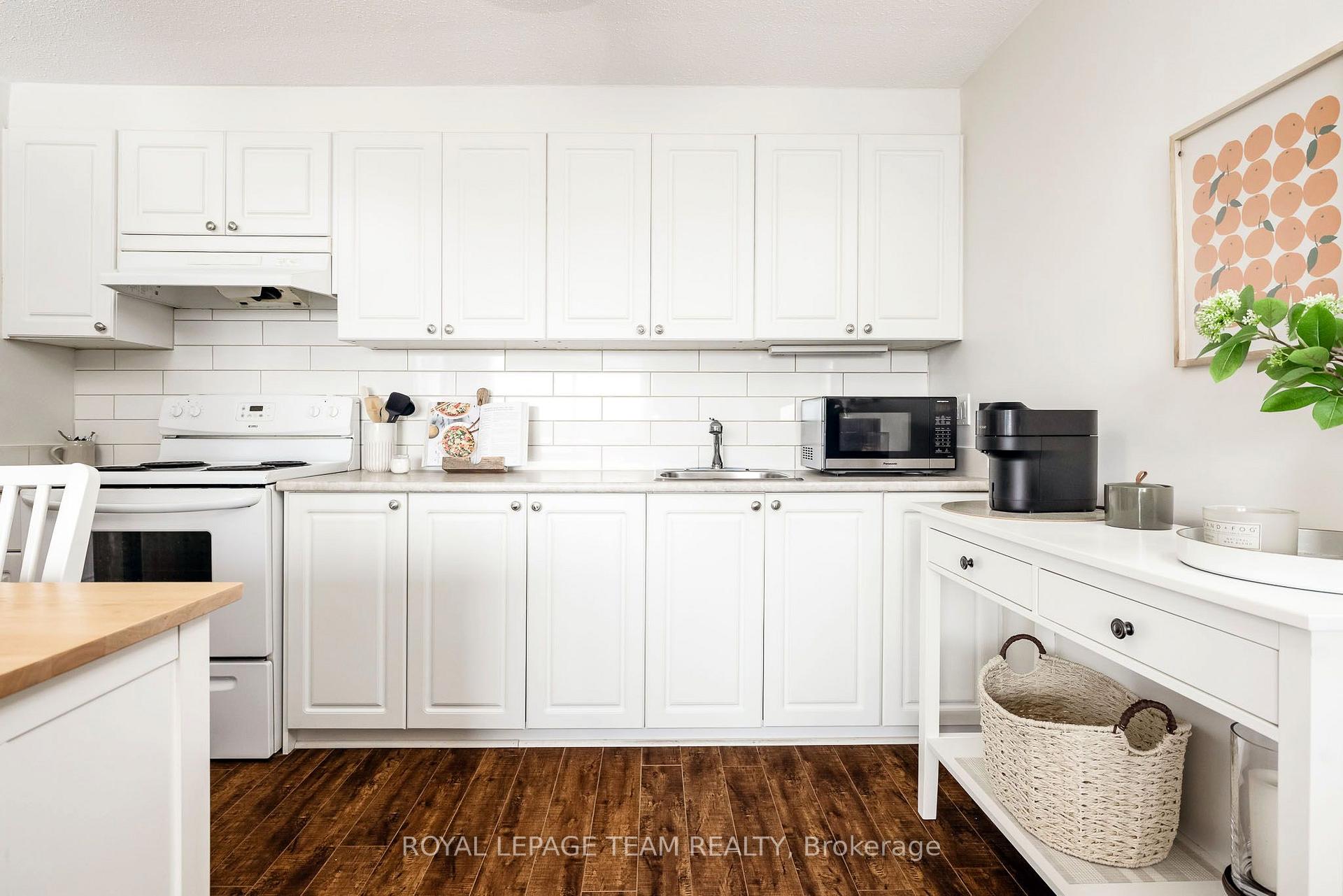 Photo 11 of Unit 12, 47 Sumac Street, Ottawa, Beacon Hill South — HOMEH