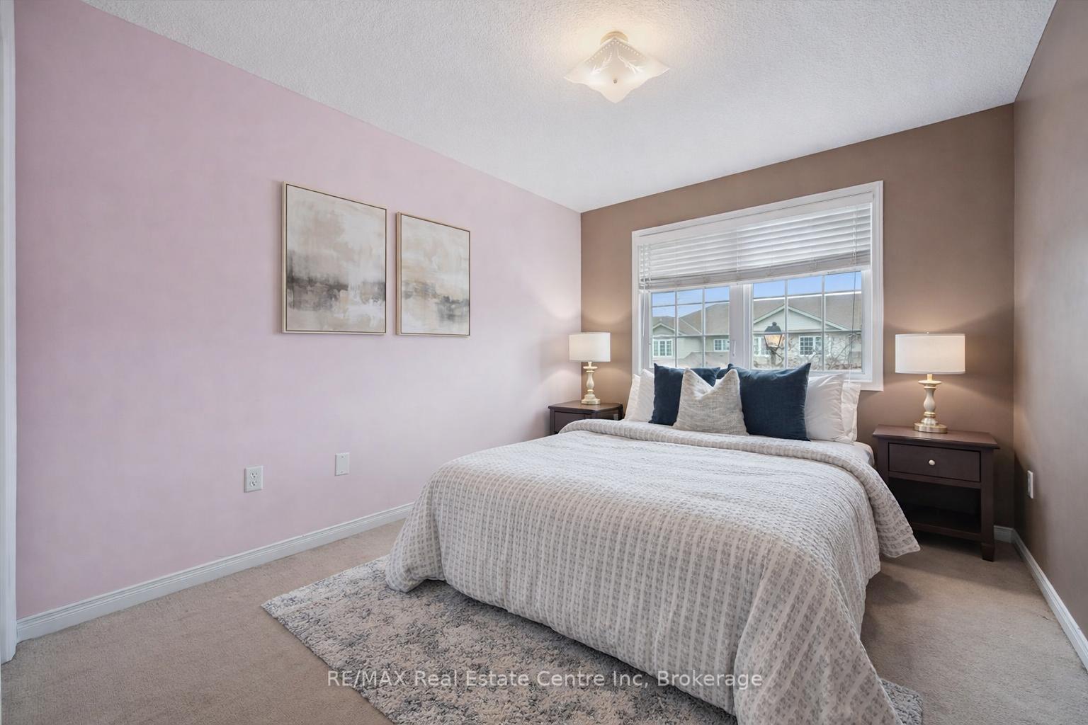 Photo 8 of Unit 38, 210 Dawn Avenue, Guelph, Clairfields/Hanlon Business Park — HOMEH
