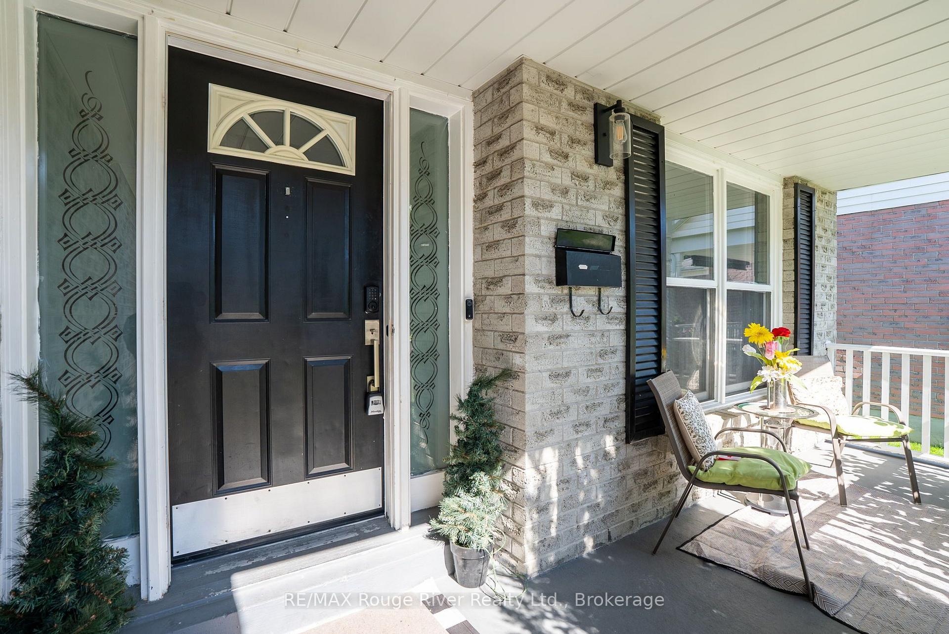 Photo 2 of 475 Safari Drive, Oshawa, Eastdale — HOMEH
