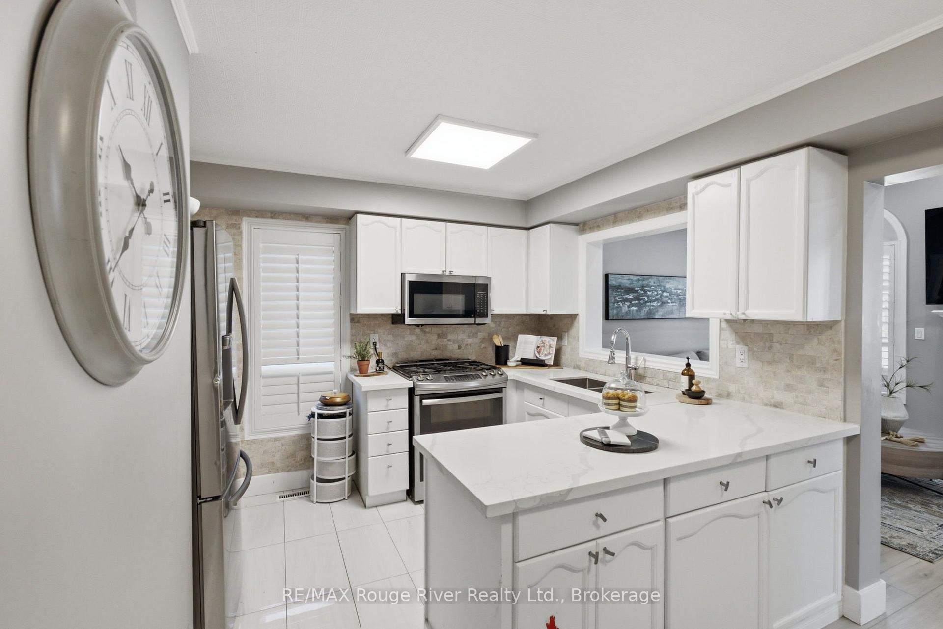 Photo 11 of 475 Safari Drive, Oshawa, Eastdale — HOMEH