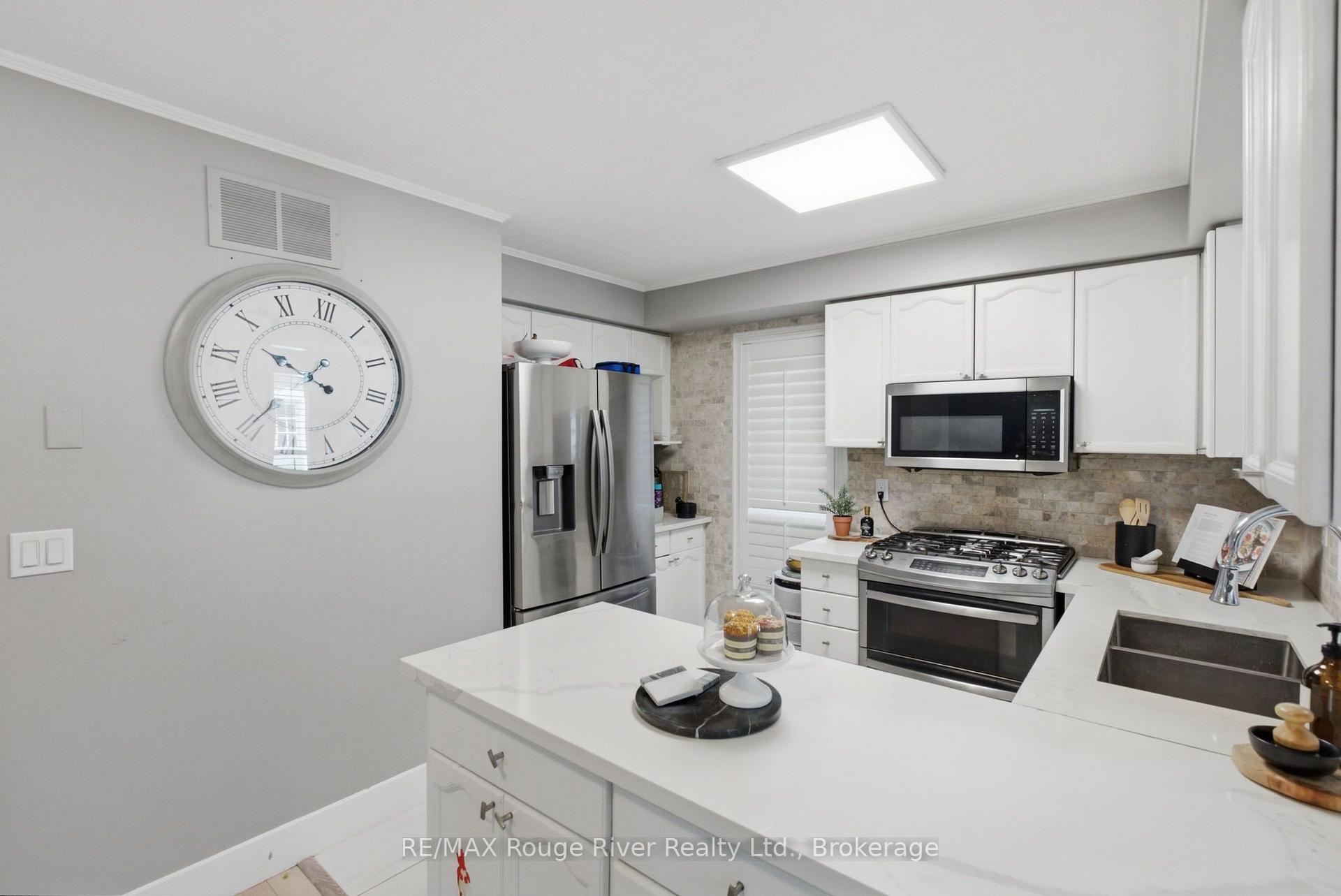 Photo 14 of 475 Safari Drive, Oshawa, Eastdale — HOMEH
