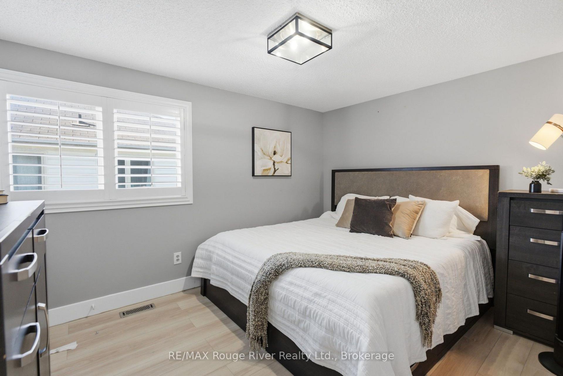 Photo 31 of 475 Safari Drive, Oshawa, Eastdale — HOMEH