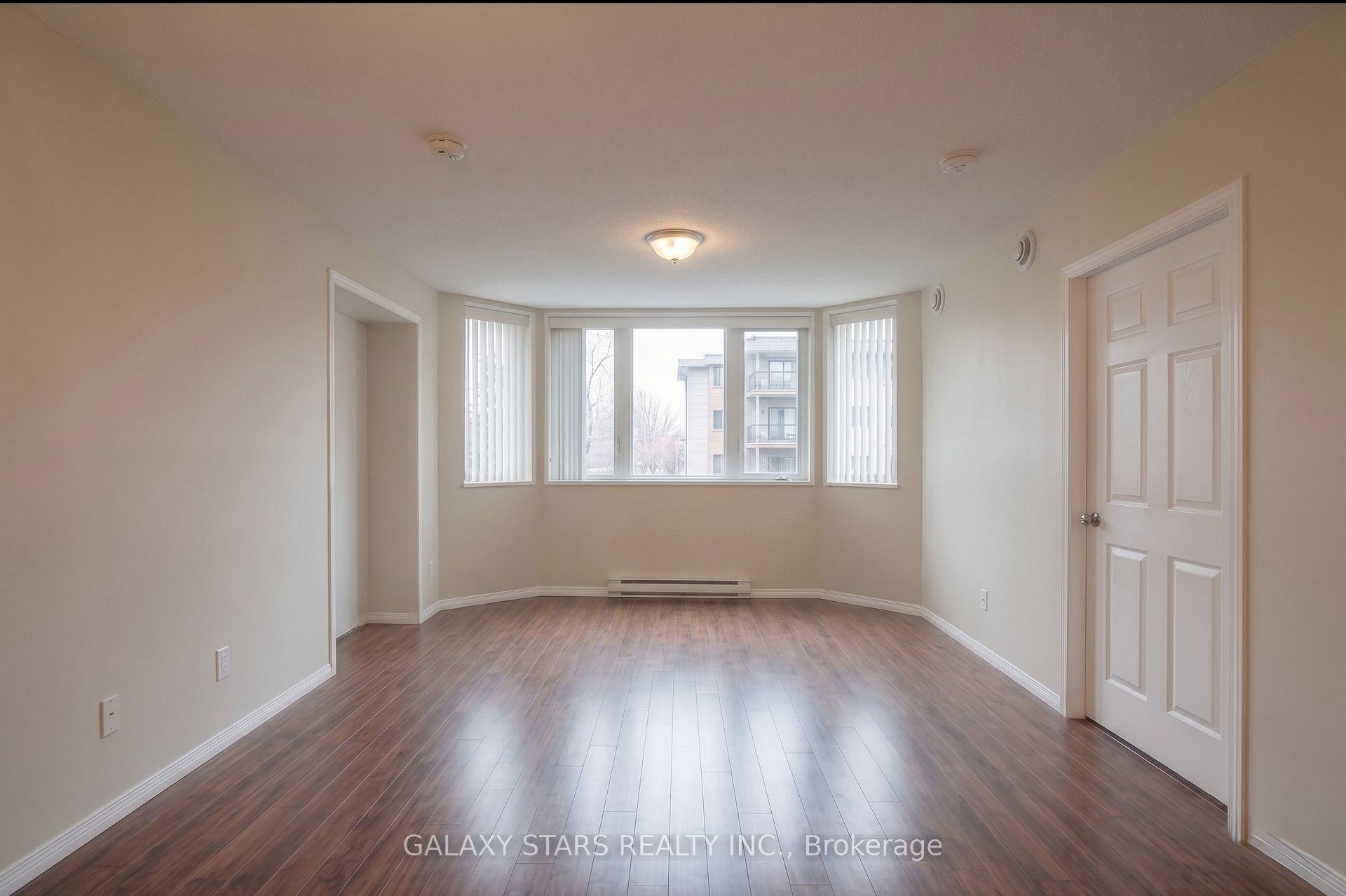 Photo 2 of Unit 103, 1921 St.Joseph Boulevard, Ottawa, Convent Glen South — HOMEH