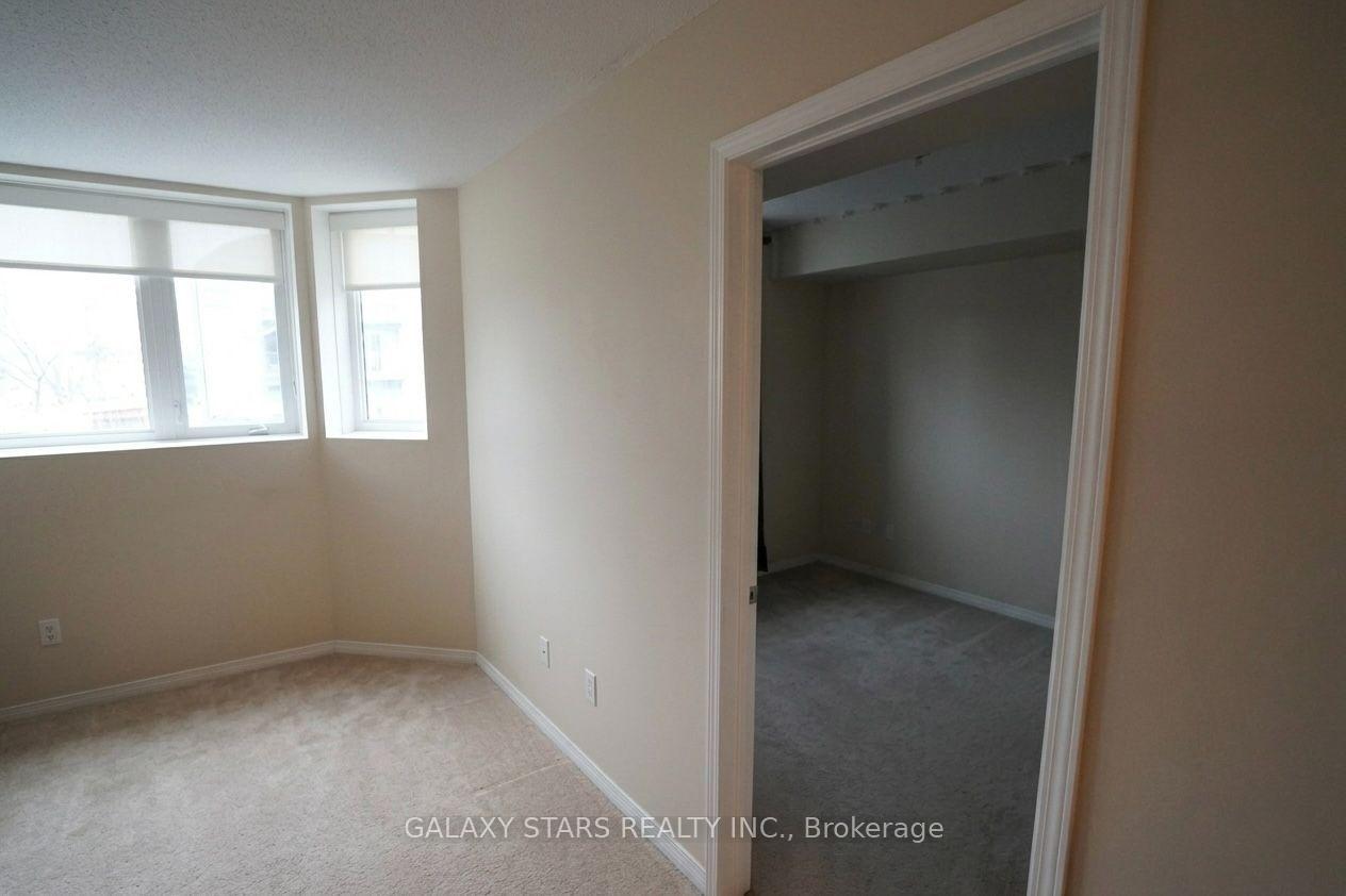 Photo 11 of Unit 103, 1921 St.Joseph Boulevard, Ottawa, Convent Glen South — HOMEH