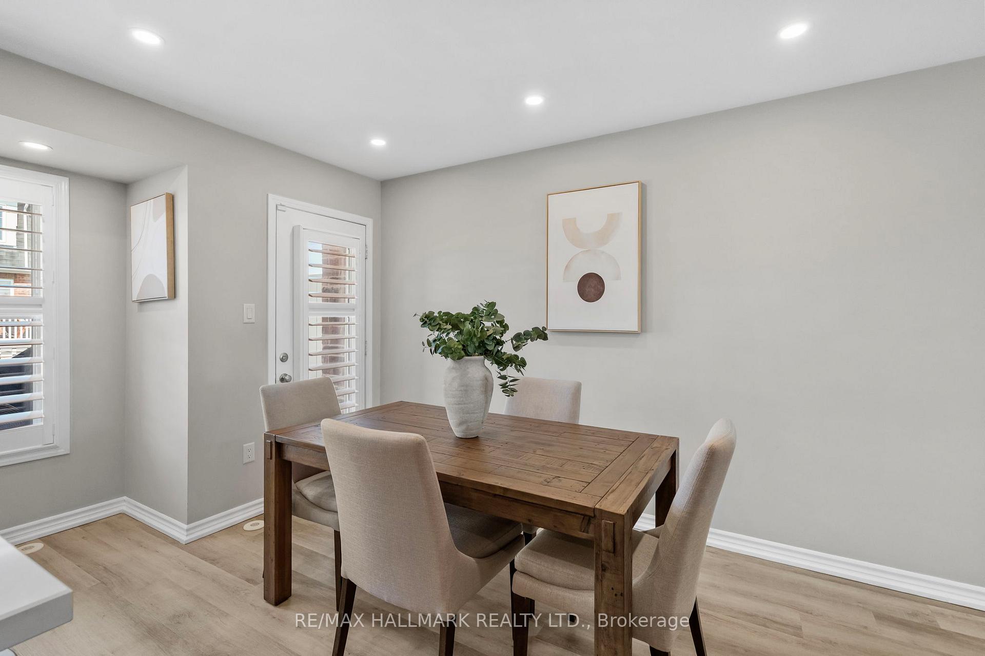 Photo 14 of 553 Gervais Terrace, Milton, Coates — HOMEH