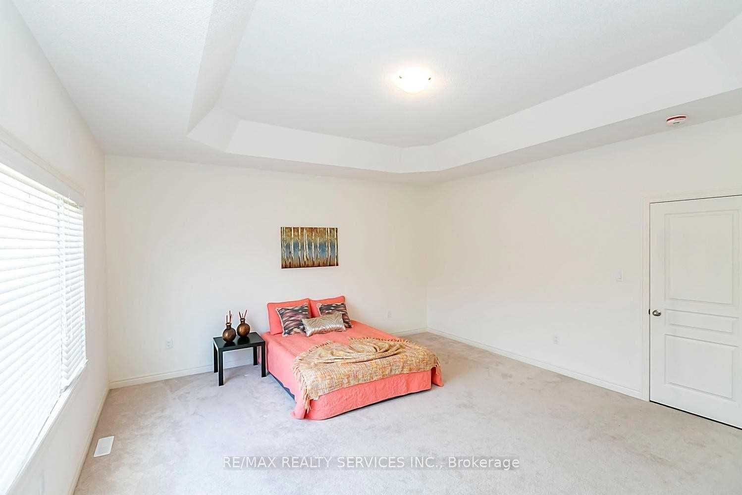 Photo 23 of 41 Oconnor Crescent, Brampton, Northwest Brampton — HOMEH