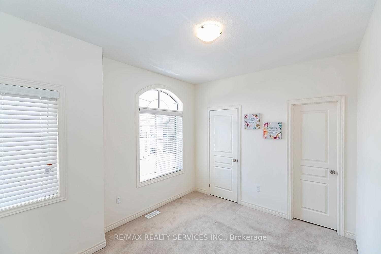 Photo 28 of 41 Oconnor Crescent, Brampton, Northwest Brampton — HOMEH