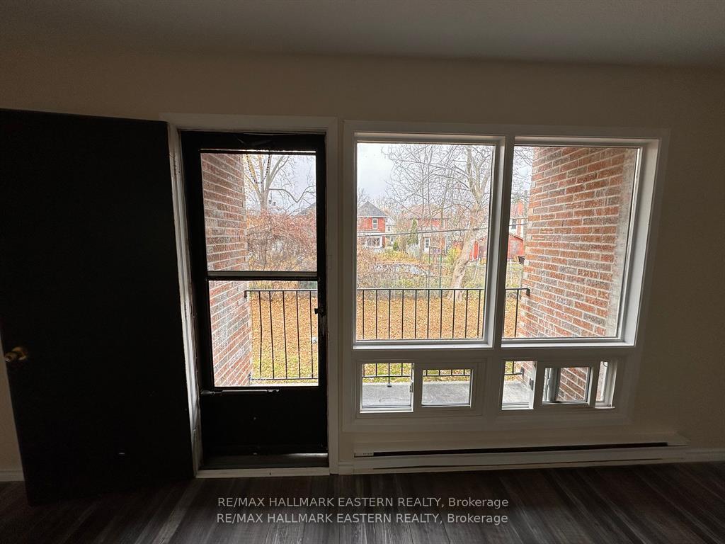 Photo 10 of Unit 204, 106 Lansdowne Street, Peterborough, Town Ward 3 — HOMEH