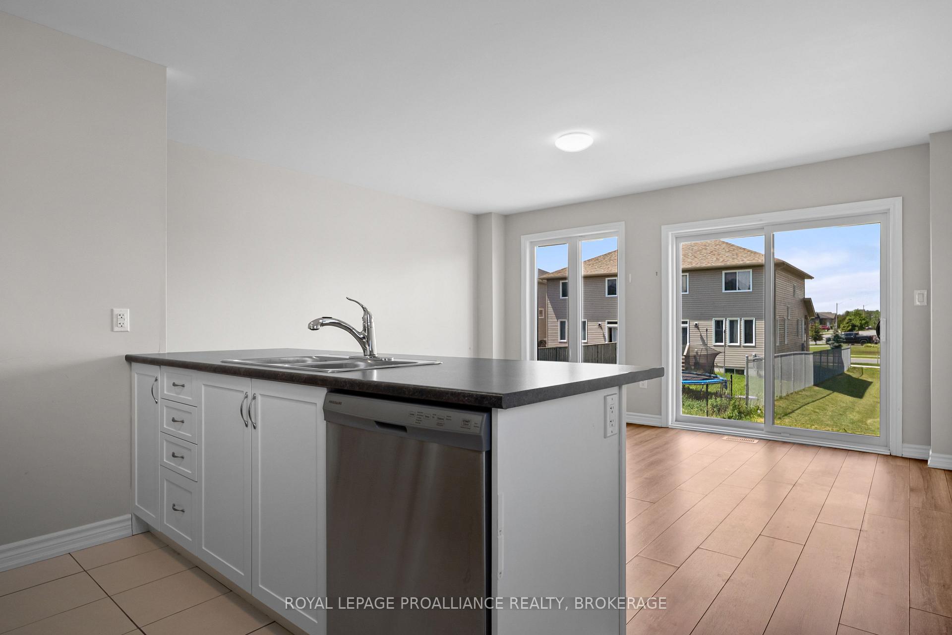 Photo 4 of 40 Tegan Court, Loyalist, Odessa — HOMEH