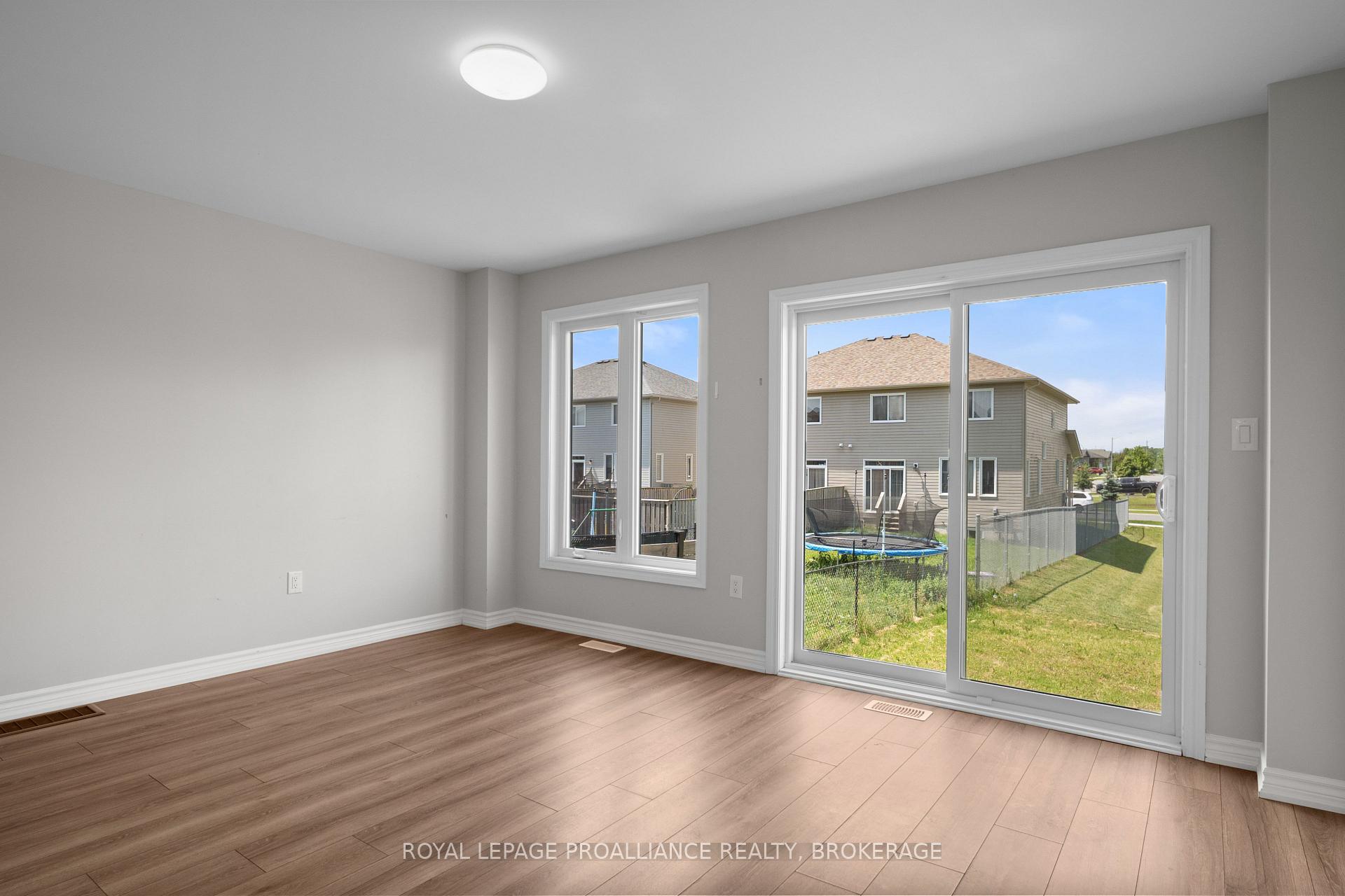Photo 9 of 40 Tegan Court, Loyalist, Odessa — HOMEH