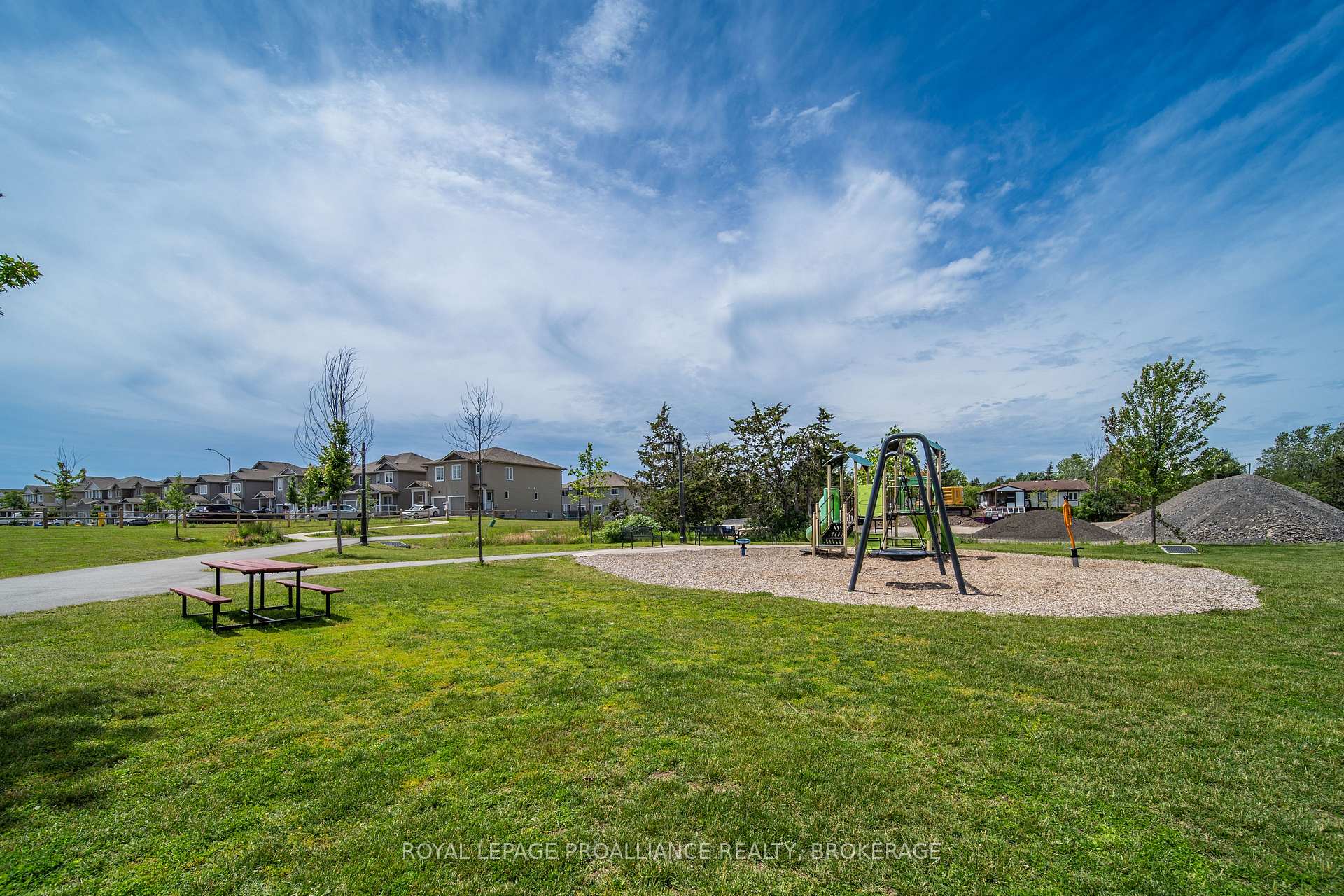 Photo 31 of 40 Tegan Court, Loyalist, Odessa — HOMEH