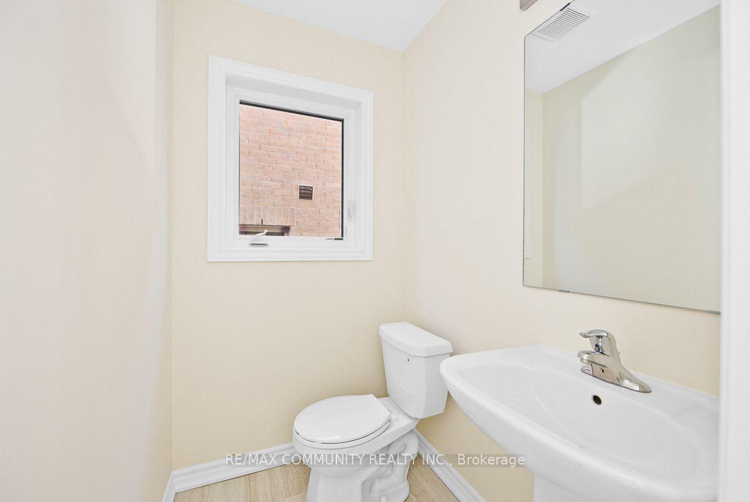 Photo 10 of 2614 Apricot Lane, Pickering, Rural Pickering — HOMEH