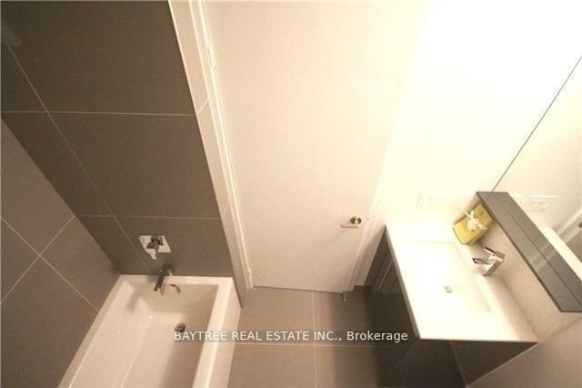 Photo 5 of Unit 405, 20 Gladstone Avenue, Toronto, Little Portugal — HOMEH