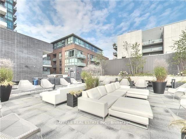 Photo 8 of Unit 405, 20 Gladstone Avenue, Toronto, Little Portugal — HOMEH