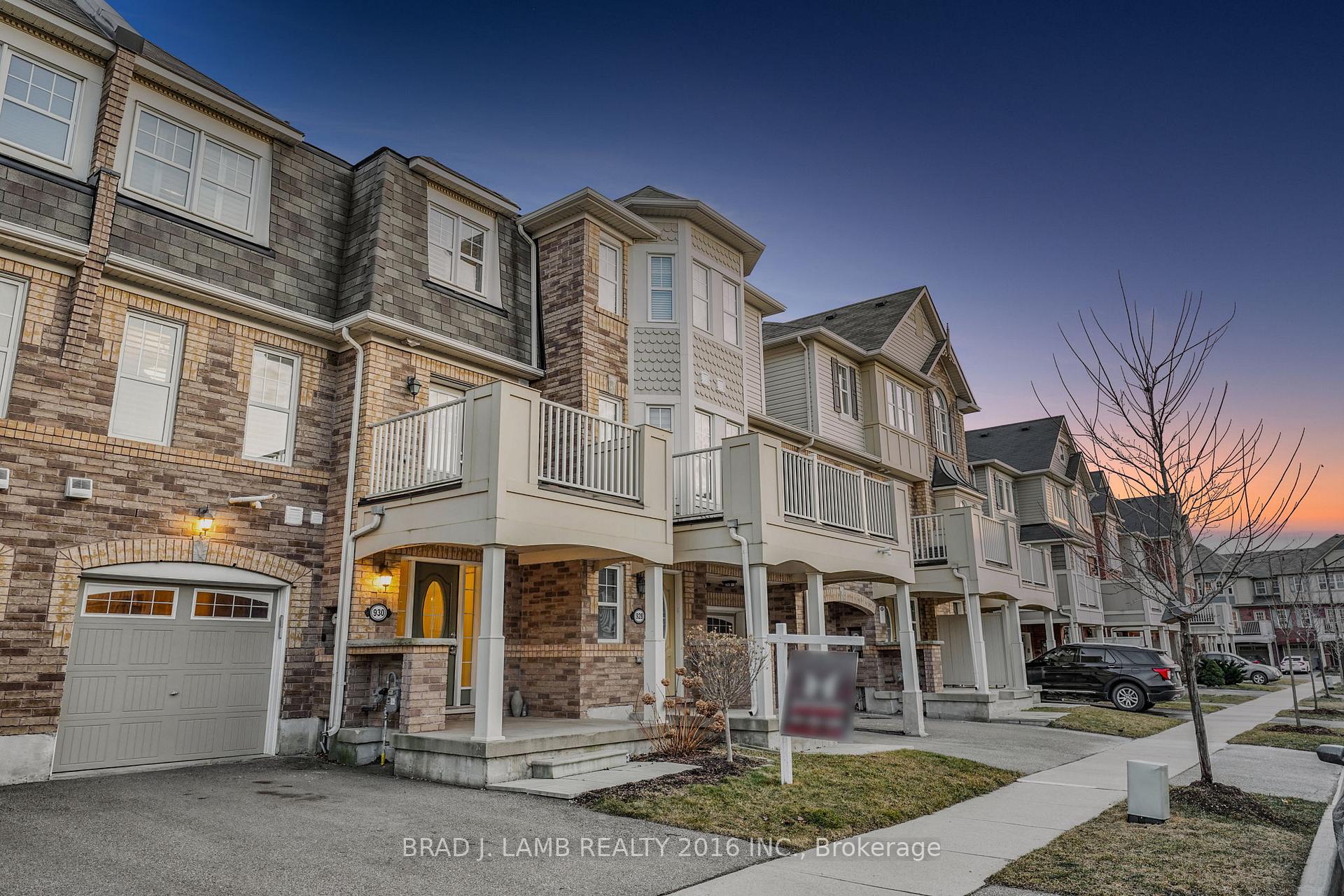 Photo 2 of 930 Nadalin Heights, Milton, Willmott — HOMEH