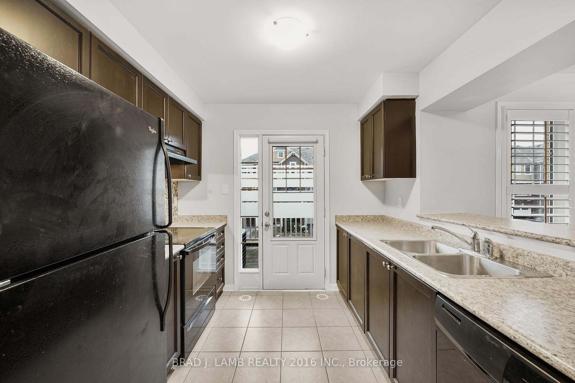 Photo 11 of 930 Nadalin Heights, Milton, Willmott — HOMEH
