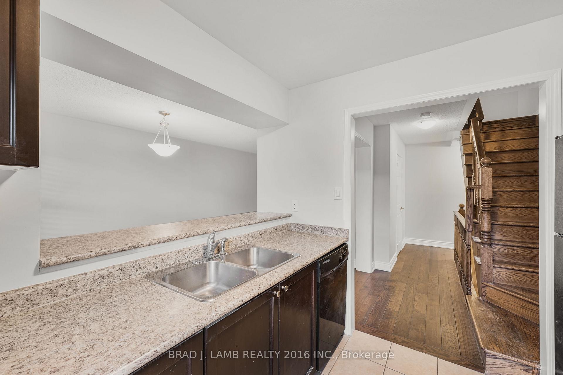 Photo 16 of 930 Nadalin Heights, Milton, Willmott — HOMEH