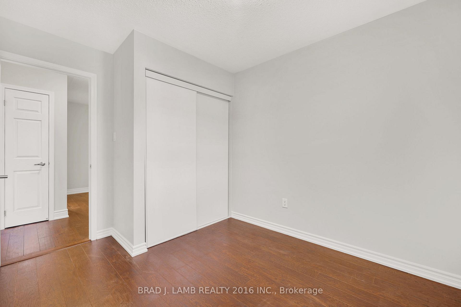 Photo 26 of 930 Nadalin Heights, Milton, Willmott — HOMEH
