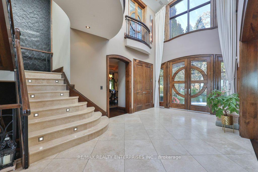 Photo 5 of 1500 Watersedge Road, Mississauga, Clarkson — HOMEH