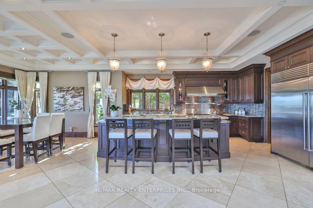 Photo 9 of 1500 Watersedge Road, Mississauga, Clarkson — HOMEH
