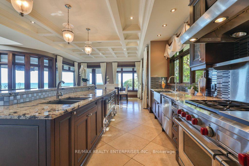 Photo 11 of 1500 Watersedge Road, Mississauga, Clarkson — HOMEH