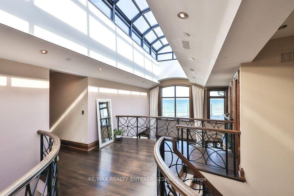 Photo 18 of 1500 Watersedge Road, Mississauga, Clarkson — HOMEH