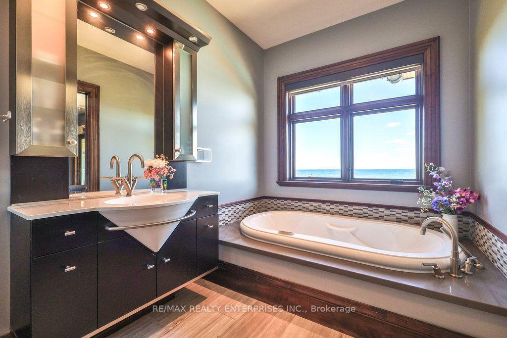 Photo 30 of 1500 Watersedge Road, Mississauga, Clarkson — HOMEH