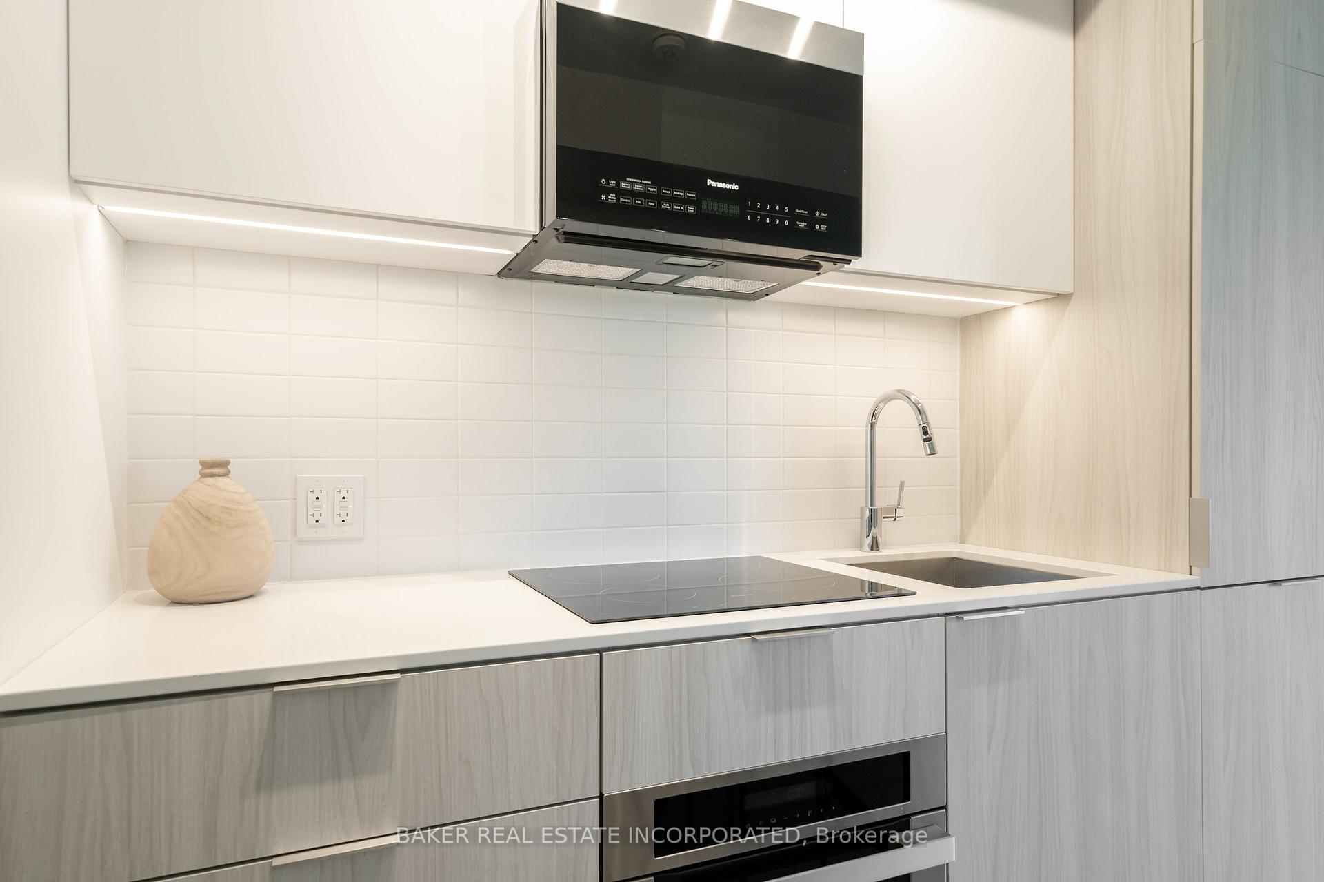 Photo 6 of Unit 824, 28 Eastern Avenue, Toronto, Moss Park — HOMEH