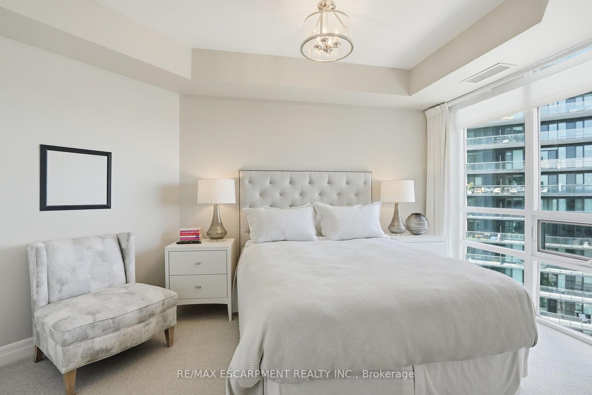 Photo 26 of Unit 1302, 360 Pearl Street, Burlington, Brant — HOMEH